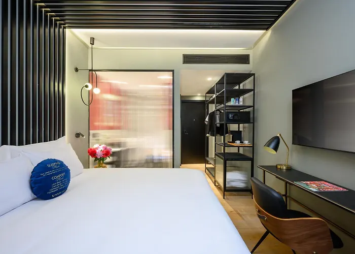 Hotel Poli Urban By Afi Hotels