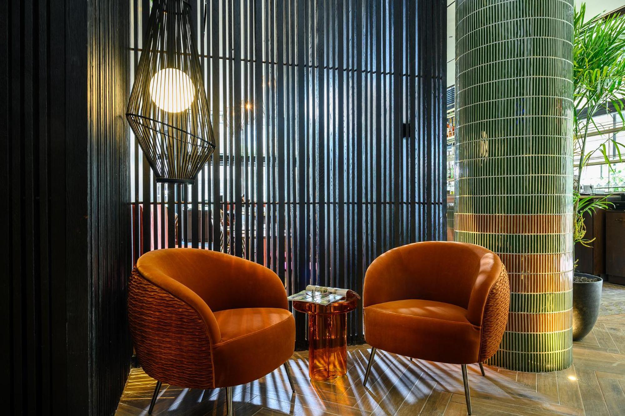 Poli Urban By Afi 3*